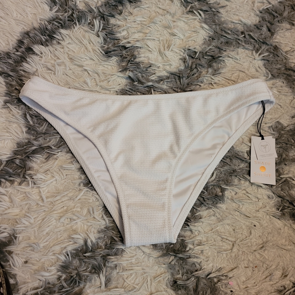 Shade & Shore white textured bikini bottom L
